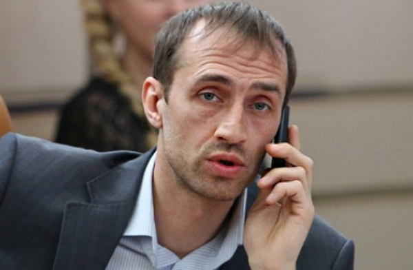 «Ночной губернатор Красноярска» Быков отверг родственника — побирушку Акбулатова