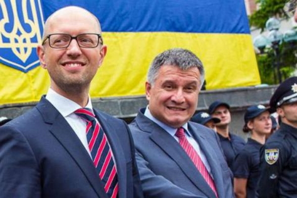 Аваков на крючке. Дела на Турчинова, Пашинского и Яценюка уже готовы