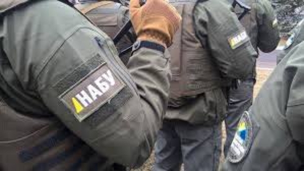 Сразу 157 млн: НАБУ обнаружило пропажу арестованных денег Онищенко