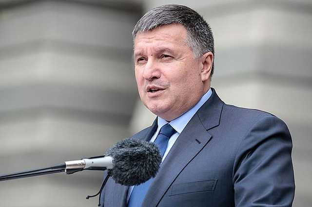 Кризис внутренних дел: как долго Аваков будет министром