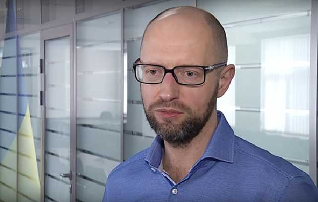 Яценюку грозит пожизненное: телеканалы начали говорить правду о войне на Донбассе
