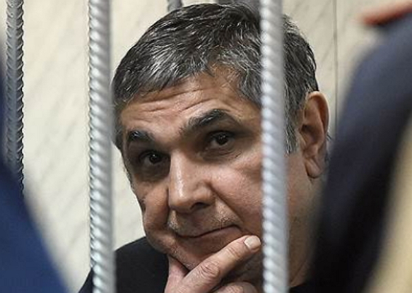 Буданцев взялся за «парабеллум»