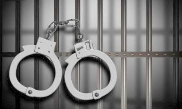 У председателя суда отобрали 300 тысяч