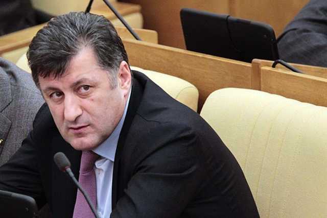 Чтобы скрыть свои проколы, Умахан Умаханов критикует остальных