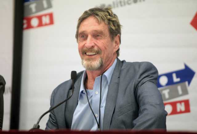 Основатель McAfee: Биткоин будет стоить $1 млн. Иначе я съем свой член