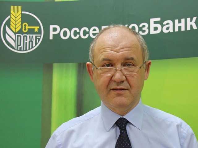 Депутат заксобрания Ростовской области носит передачки своей коллеге, арестованной за многомиллионные хищения