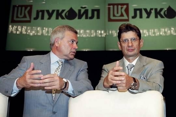 Черную дыру «Открытия» закроют деньгами акционеров