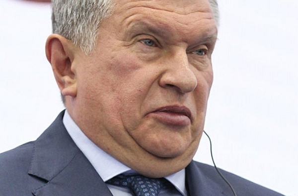 Миноритарии «Системы» вцепились в Сечина