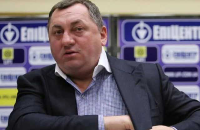 В шароварах и с булавой: как украинский нардеп праздновал Рождество в Италии