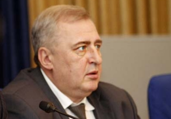 Силовик Гнатив дважды коррумпировал предпринимателя Исаева