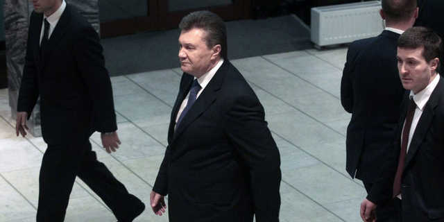 «Ехали без фар»: экс-охранник рассказал подробности бегства Януковича