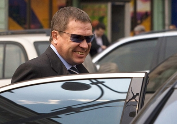 Олигарх Мельниченко повысил лохматость
