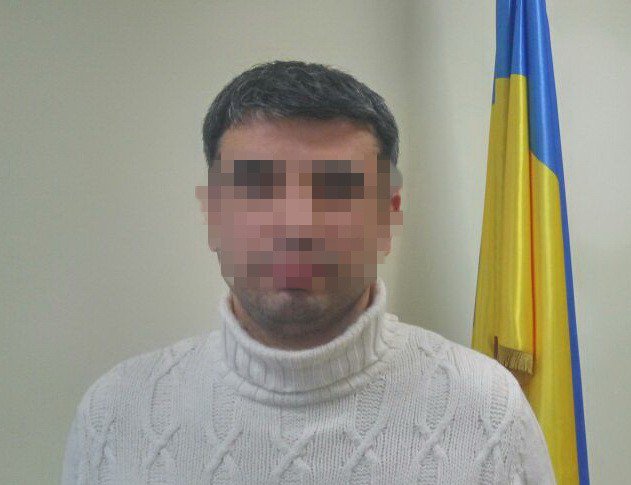 Ехал за биопаспортом: СБУ задержала экс-«чиновника» Крыма