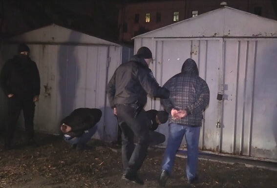 В Киеве задержали угонщиков элитных авто