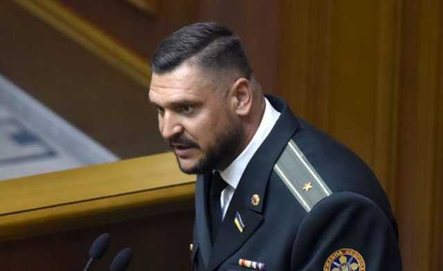 Губернатор Савченко пофантазировал о школьницах в душевых