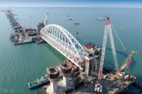 "Сезон простоит": Сенченко вынес вердикт Крымскому мосту
