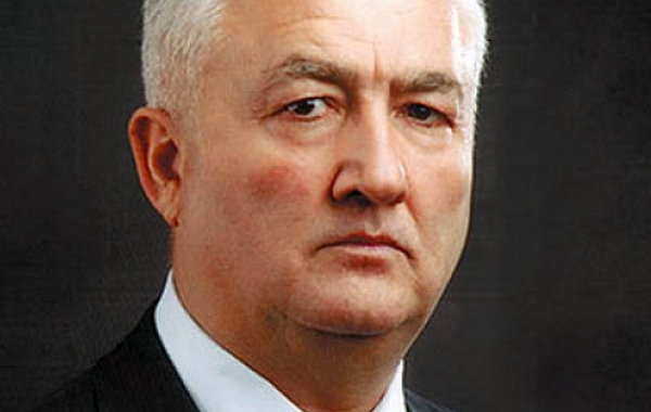Разгребая конюшни Рамазана Абдулатипова, прокуратура наткнулась на Сайгидгусейна Магомедова