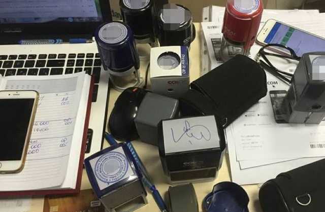 Автомобильные мошенники выманили у клиентов 7 млн