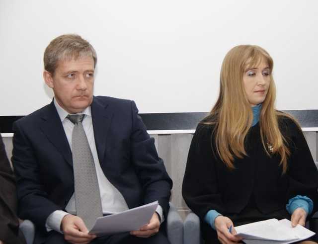 Валерий Эфрос и его "манипуляторы" "Уралпромбанка"