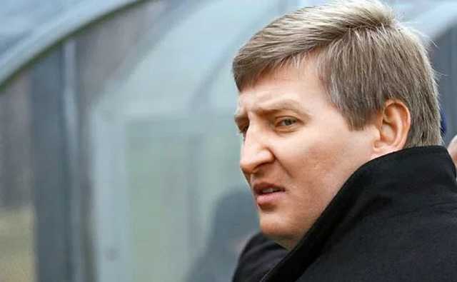Ахметов пытается спасти “Метинвест” от Фирташа