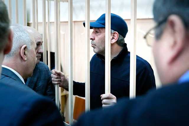 ФСБ прослушивала телефоны чиновников правительства Дагестана с 2014 года