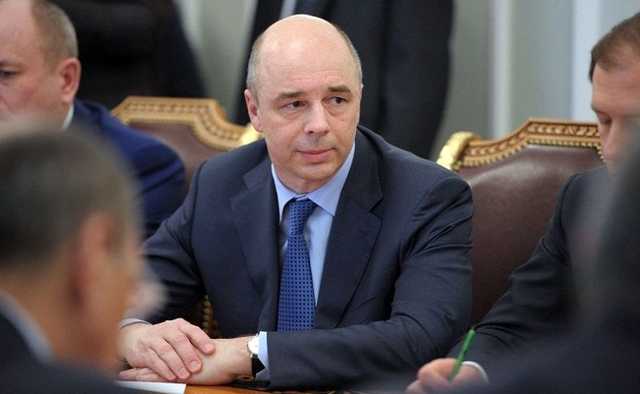 Скандал и деньги: американцы и англичане скупают российские долги