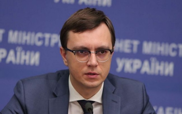 Владимир Омелян: чиновник-технократ или новый коррупционер