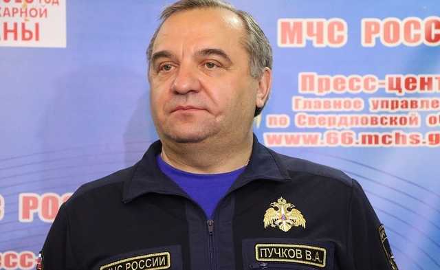 К министру МЧС Владимиру Пучкову накопилось много вопросов