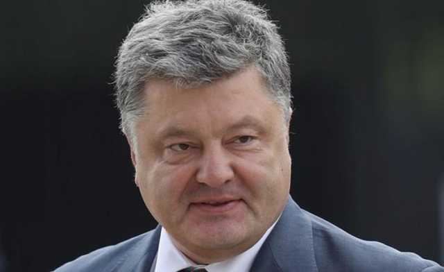 Порошенко заявил, что Украина введет санкции против российских олигархов