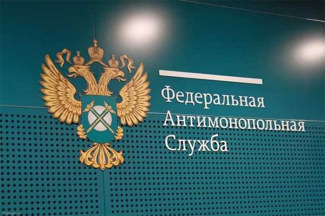 ФАС заподозрила «Роснефть» в создании дефицита на рынке бензина
