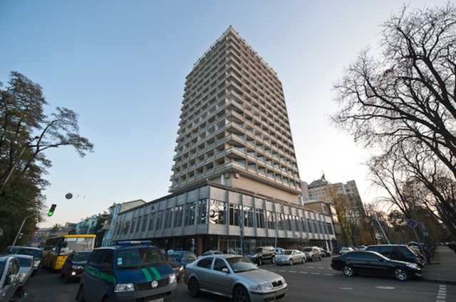 Нардепы жалуются: названы цены в депутатской гостинице "Киев"