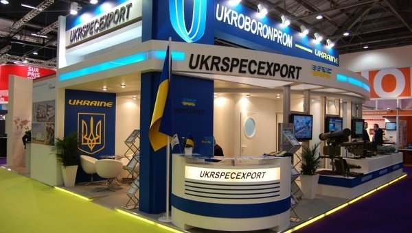 Во дворе дома замдиректора “Укрспецэкспорта” взорвали гранату