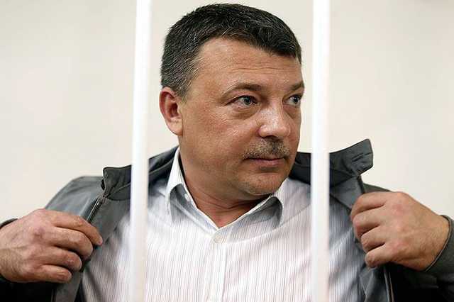 Генерал СКР Максименко получил 13 лет за взятку от вора