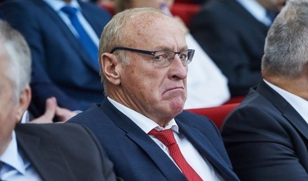Корпорация «Рост нефти и газа» Олега Ситникова оказалась злостным неплательщиком?