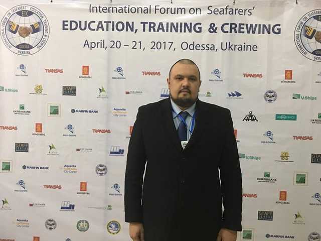 Глава службы морского транспорта подделал справки для диплома