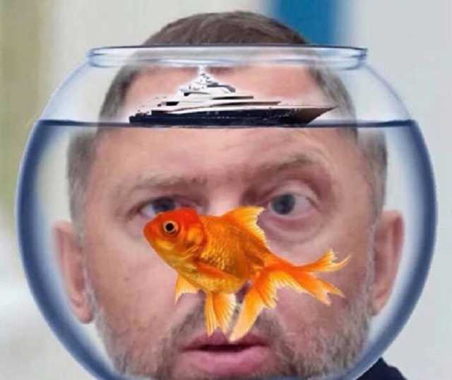 Компания матери Олега Дерипаски задолжала 38 рублей