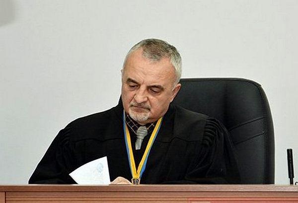 Судья, не посадивший Крысина, вышел в отставку
