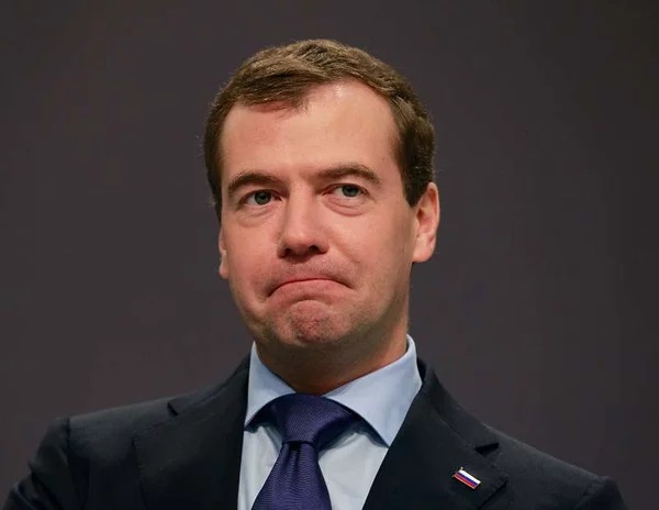 Вопрос Медведеву от студента : «Готовы ли Вы к смертной казни в случаи революции»