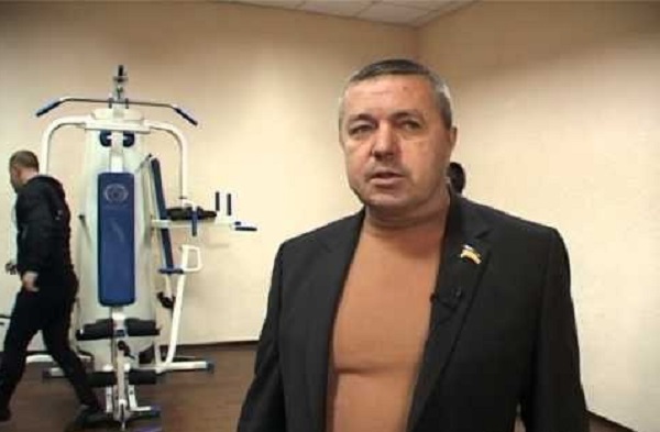 Ночью в Черноморске в местного депутата и бизнесмена выпустили пять пуль