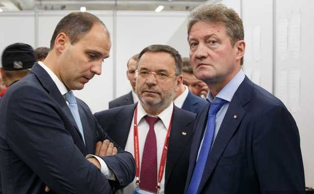 Губернатор Куйвашев сдался на милость олигарху?