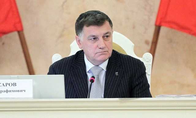 Спикер ЗакСа СПб Макаров стал почетным инвалидом?