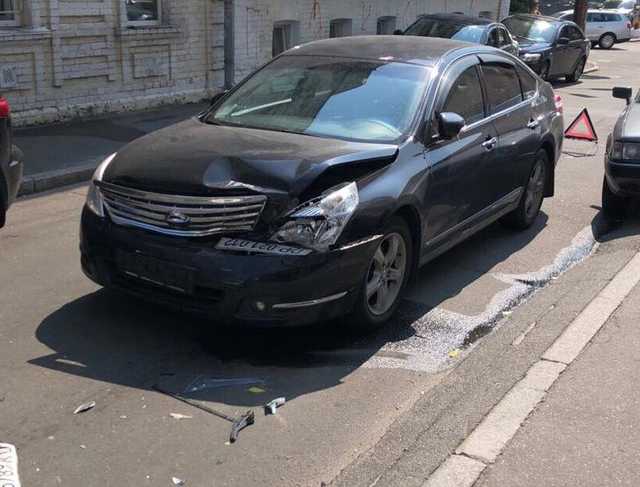 В Киеве сотрудник консульства устроил ДТП и попытался сбежать