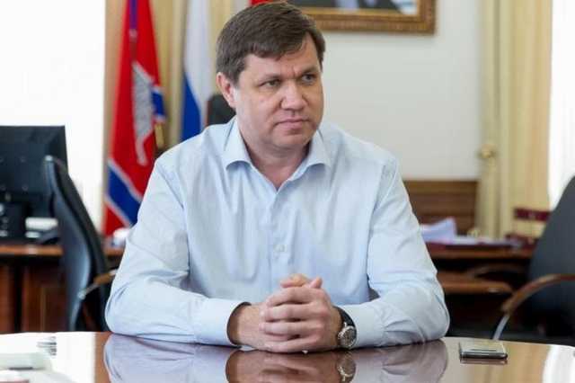 Мэр Владивостока призвал горожан сообщать ему о взяточниках через Facebook