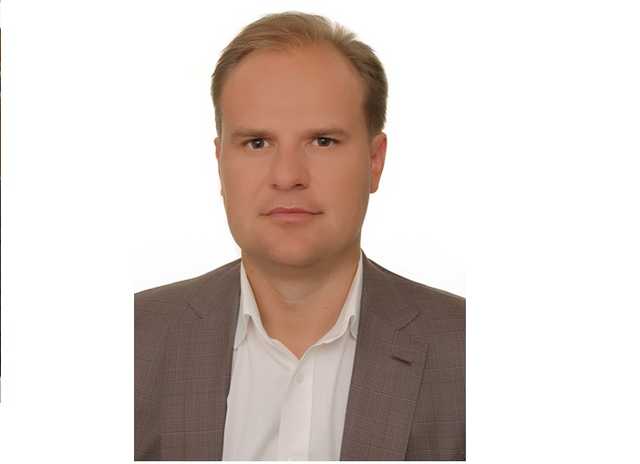 Вместо конного клуба на Оболони могут построить многоэтажки