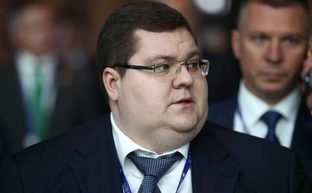 Кирилл Дмитриев даст Игорю Чайке 300 млн