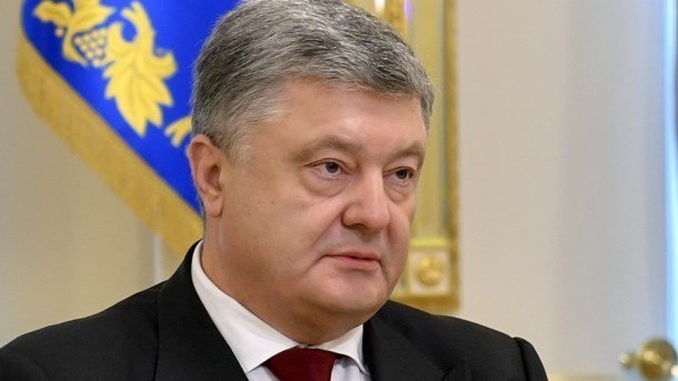 Петр Пен Порошенко и война