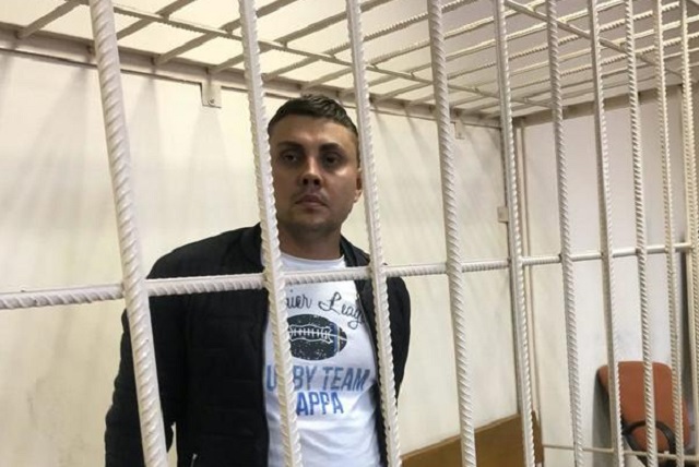 Подполковнику СКР добро на взятку дала таможня
