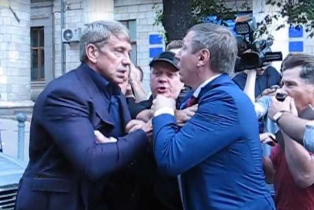 Министр подрался с нардепом: все подробности