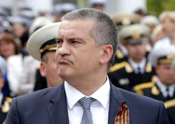 Для Сергея Аксенова наступает "крымская осень"?