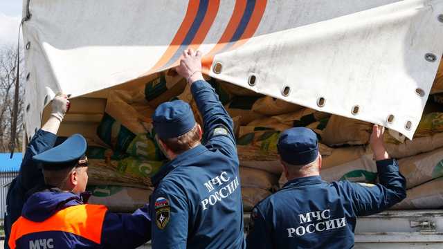 Зиничев Пучкова не слаще? Новые скандалы старого МЧС